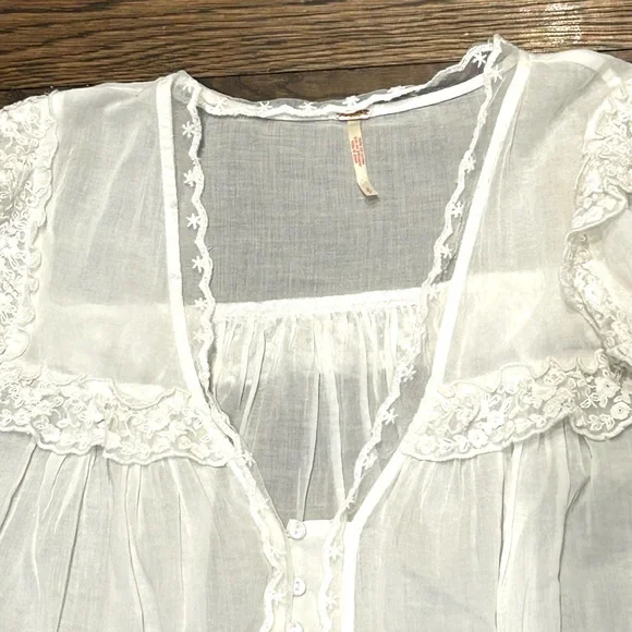 Free People Luna White Lace Sheer Blouse - Picture 4 of 12